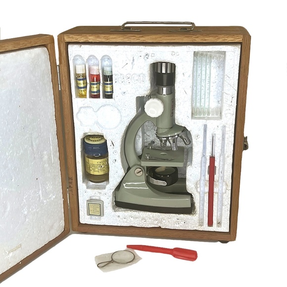 Tasco Toys Vintage Tasco Deluxe Microscope 75x Original Box 970s